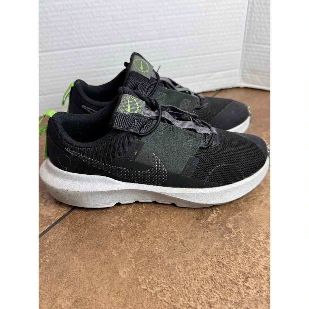 Nike Crater Impact Boys' Black Green Sneakers DB3551-001 Size 3Y